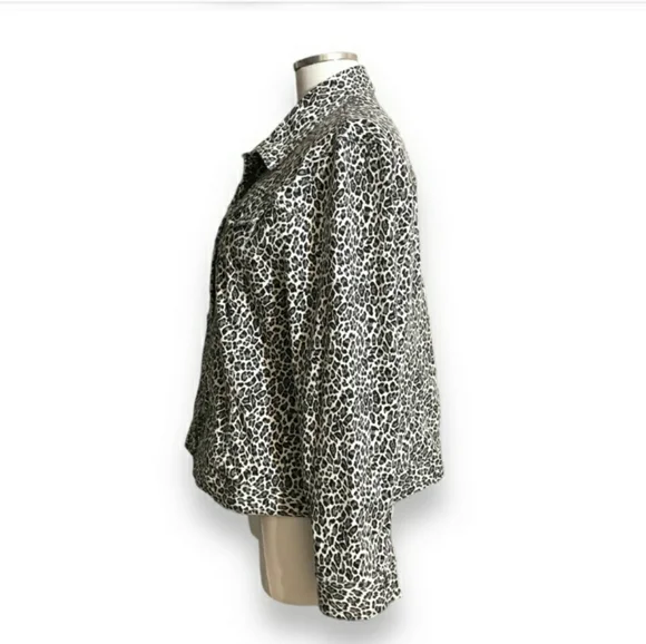 RUBY RD Grey Black Leopard Print Button Front Stretch Denim Jacket EUC! - Picture 4 of 9